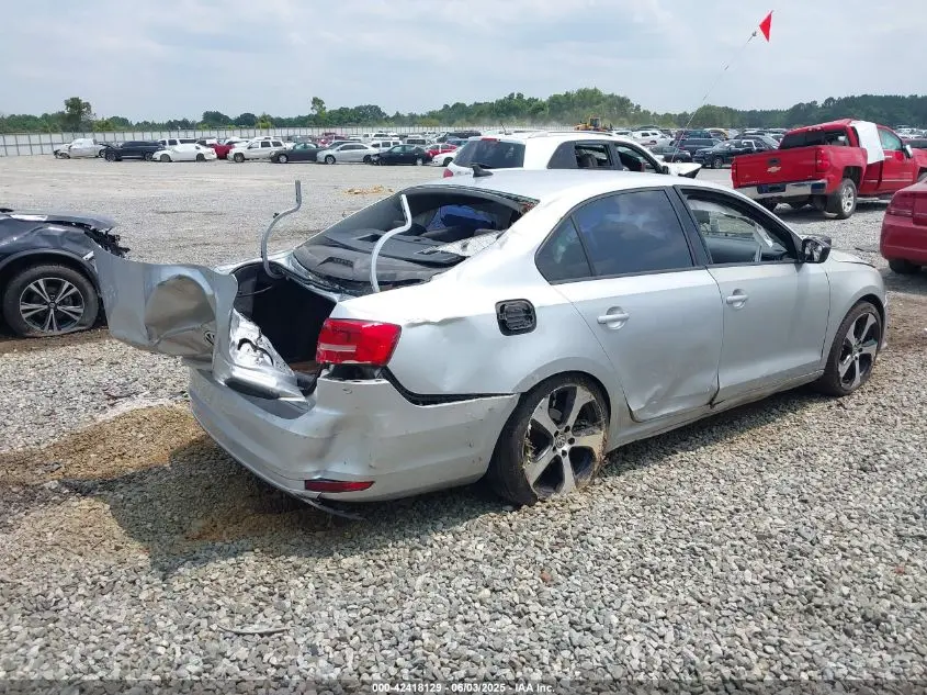 2015 VOLKSWAGEN JETTA 1.8T SE