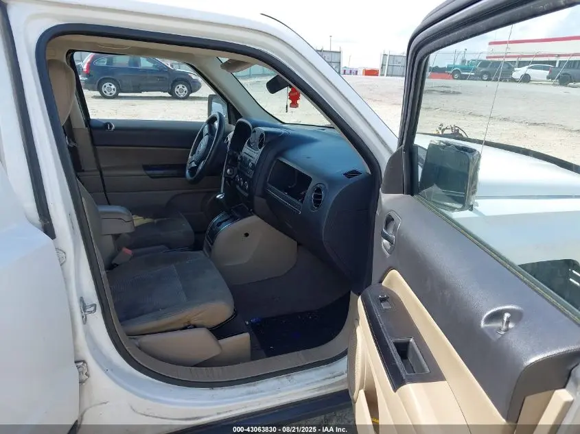 2011 JEEP PATRIOT SPORT