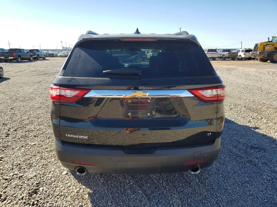 2020 CHEVROLET TRAVERSE LT  