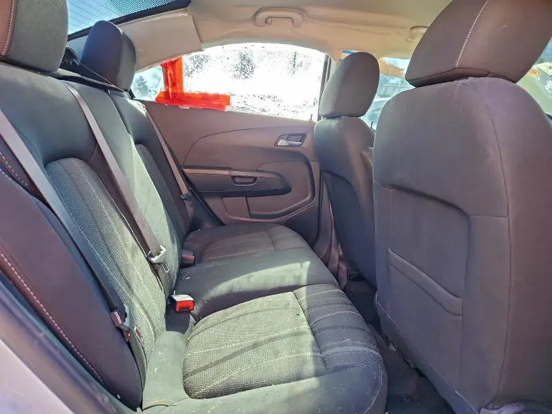 2017 CHEVROLET SONIC LT  