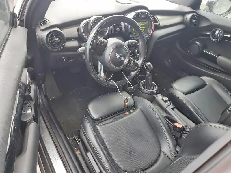 2016 MINI COOPER   