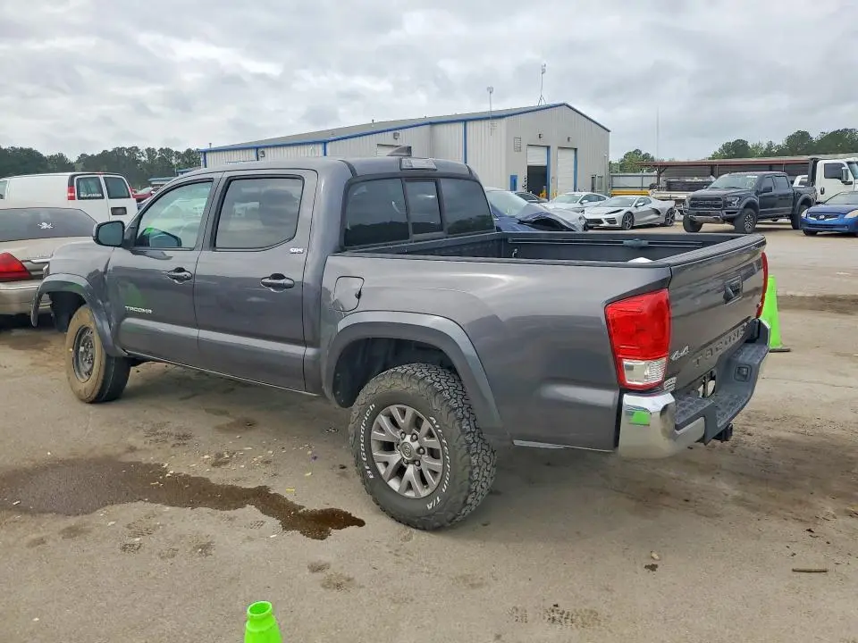 2017 TOYOTA TACOMA SR5 V6  