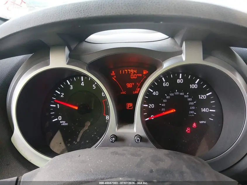 2012 NISSAN JUKE SV