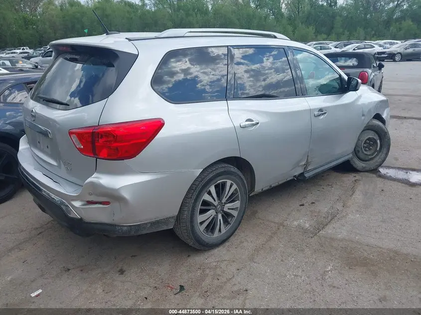 2017 NISSAN PATHFINDER SV