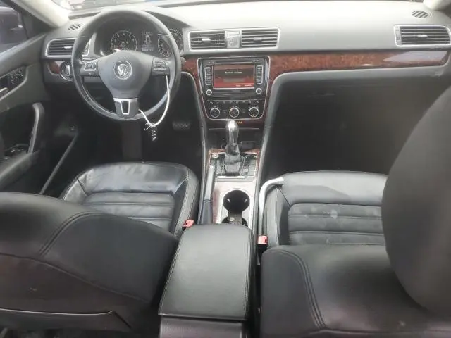 2013 VOLKSWAGEN PASSAT SEL  