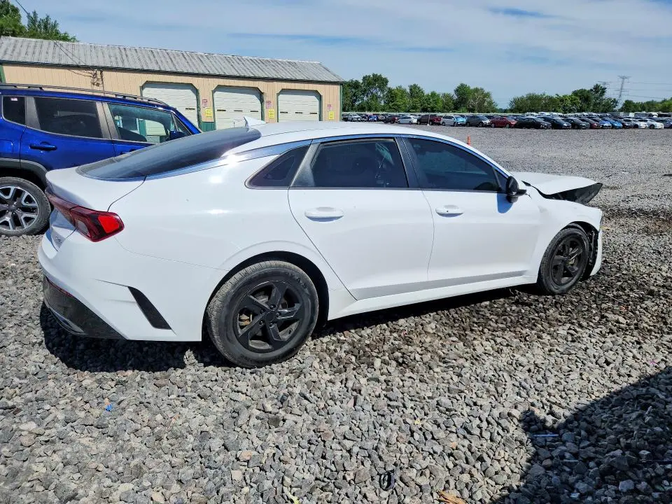 2021 KIA K5 LXS  