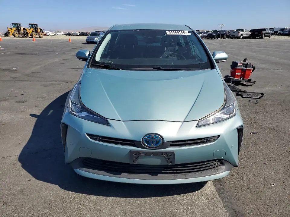 2019 TOYOTA PRIUS XLE  