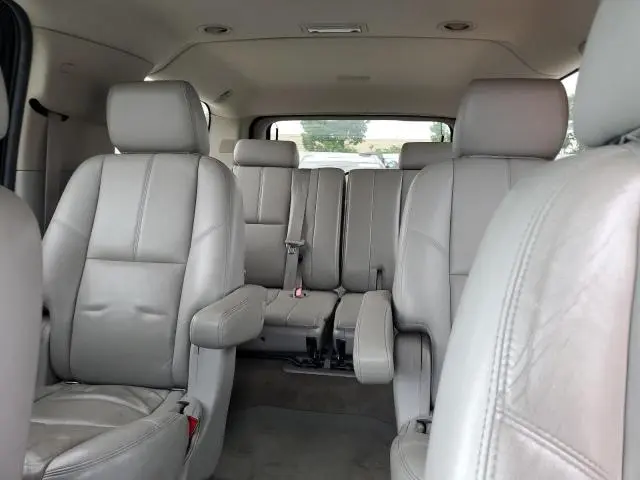 2014 GMC YUKON XL K1500 SLT  