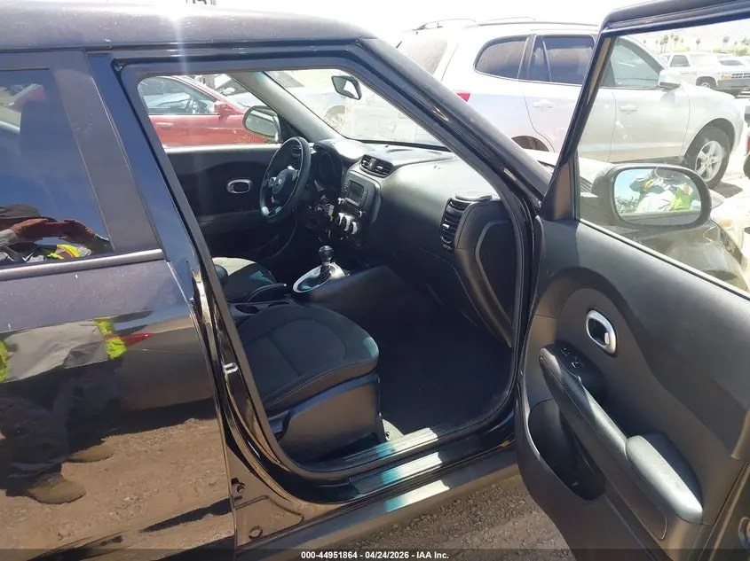 2017 KIA SOUL  