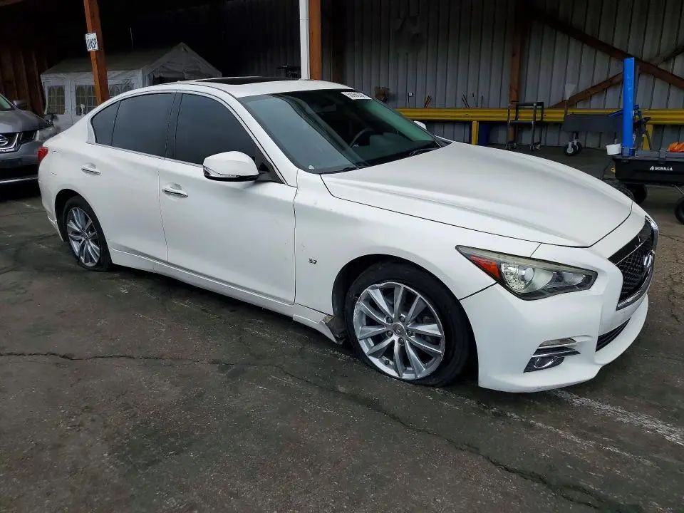 2015 INFINITI Q50 BASE  