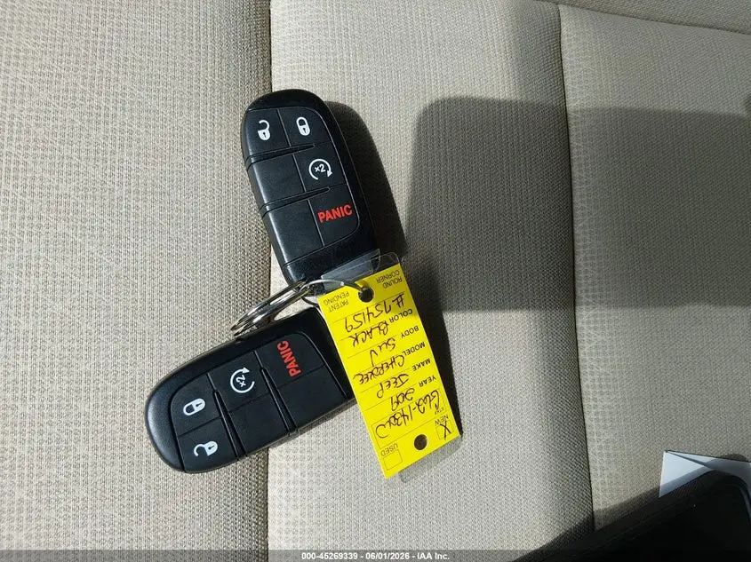 2019 JEEP GRAND CHEROKEE LAREDO E 4X4