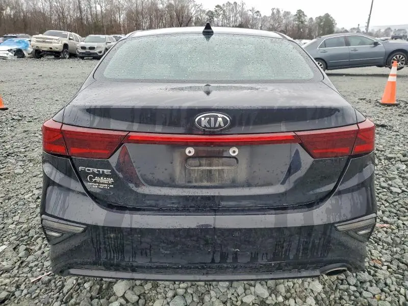 2019 KIA FORTE FE  