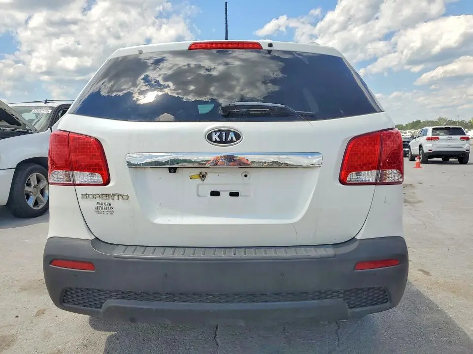 2012 KIA SORENTO LX  