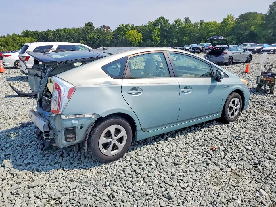 2015 TOYOTA PRIUS TWO  