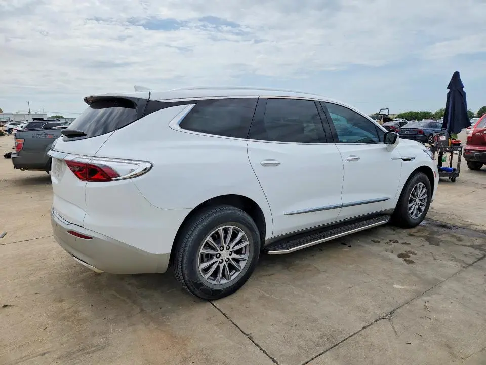 2022 BUICK ENCLAVE ESSENCE  