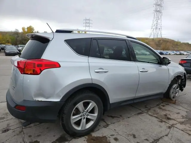 2015 TOYOTA RAV4 XLE