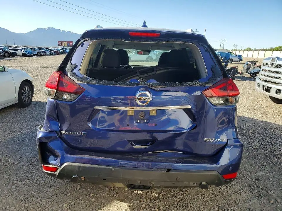 2020 NISSAN ROGUE SV  
