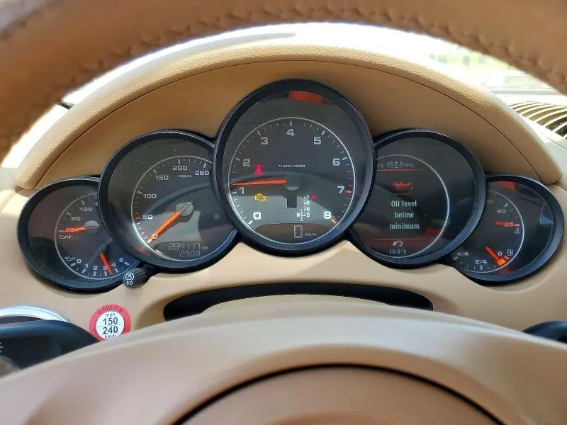 2011 PORSCHE CAYENNE   