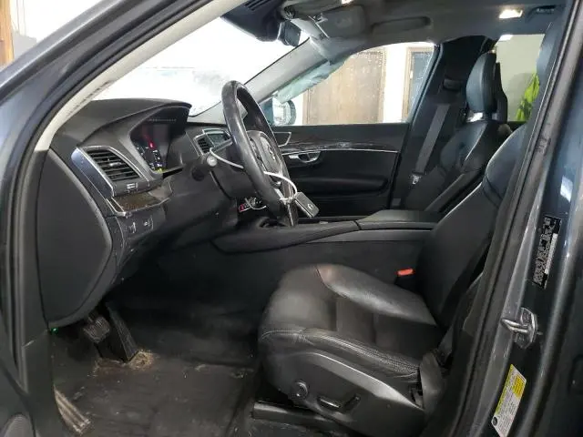 2018 VOLVO XC90 T5  