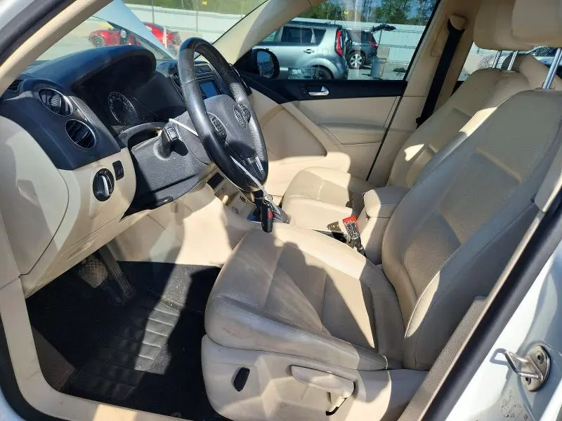 2017 VOLKSWAGEN TIGUAN S  