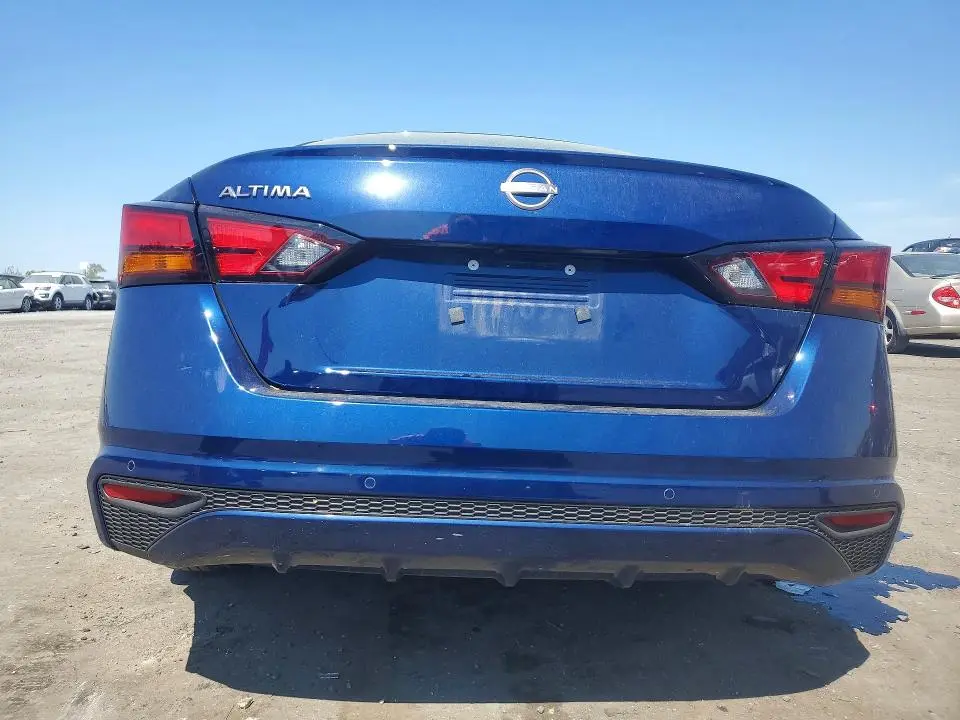 2024 NISSAN ALTIMA S  