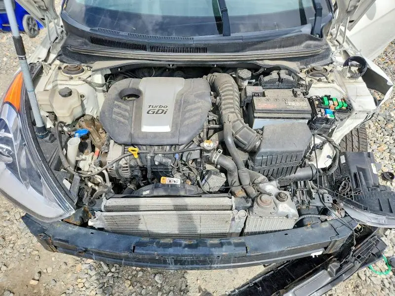 2015 HYUNDAI VELOSTER TURBO  
