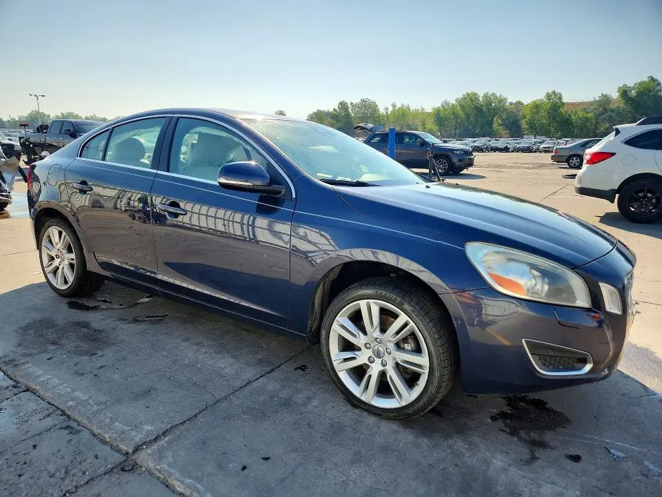2011 VOLVO S60 T6  