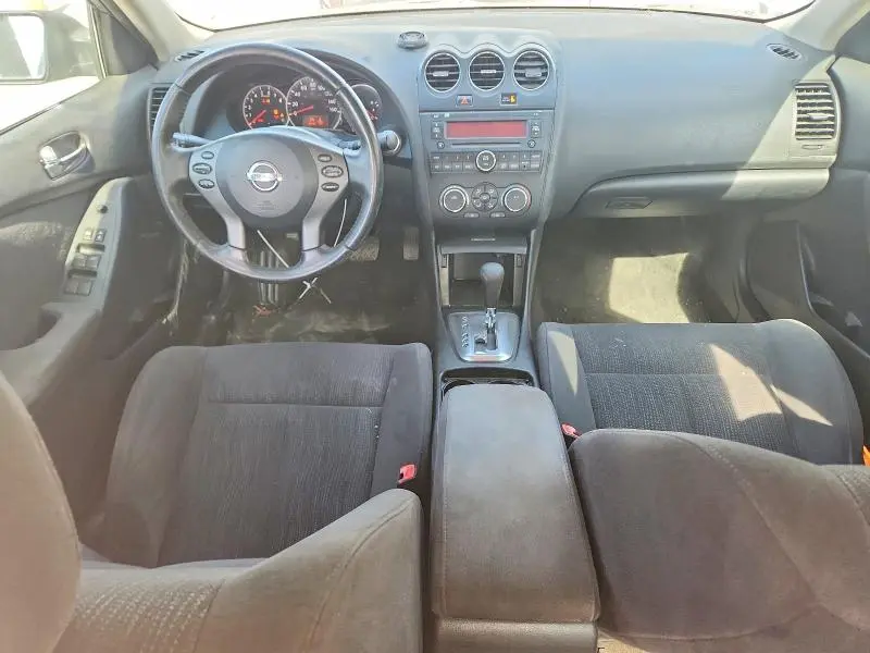 2010 NISSAN ALTIMA SR  