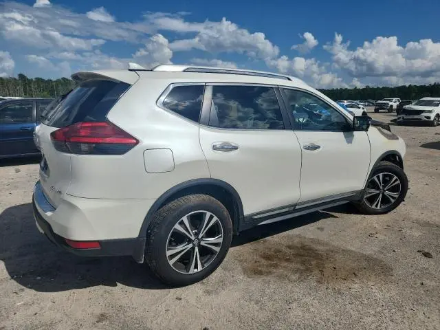 2017 NISSAN ROGUE SV  