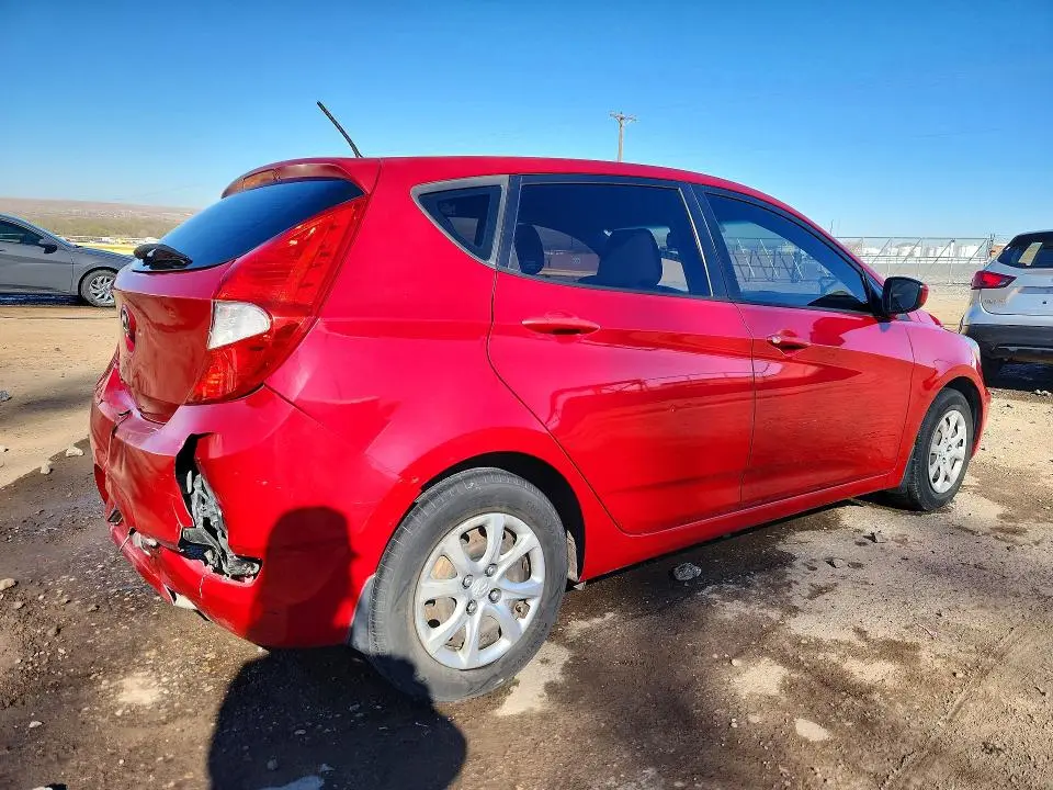 2013 HYUNDAI ACCENT GS  