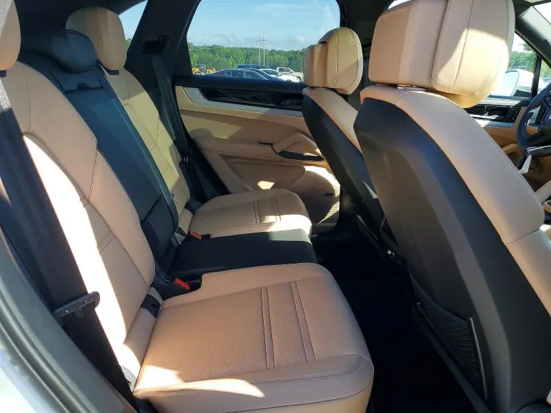 2026 PORSCHE CAYENNE   