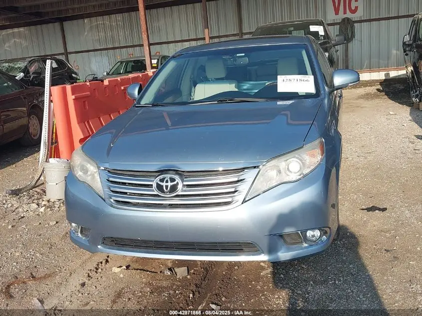 2011 TOYOTA AVALON LIMITED