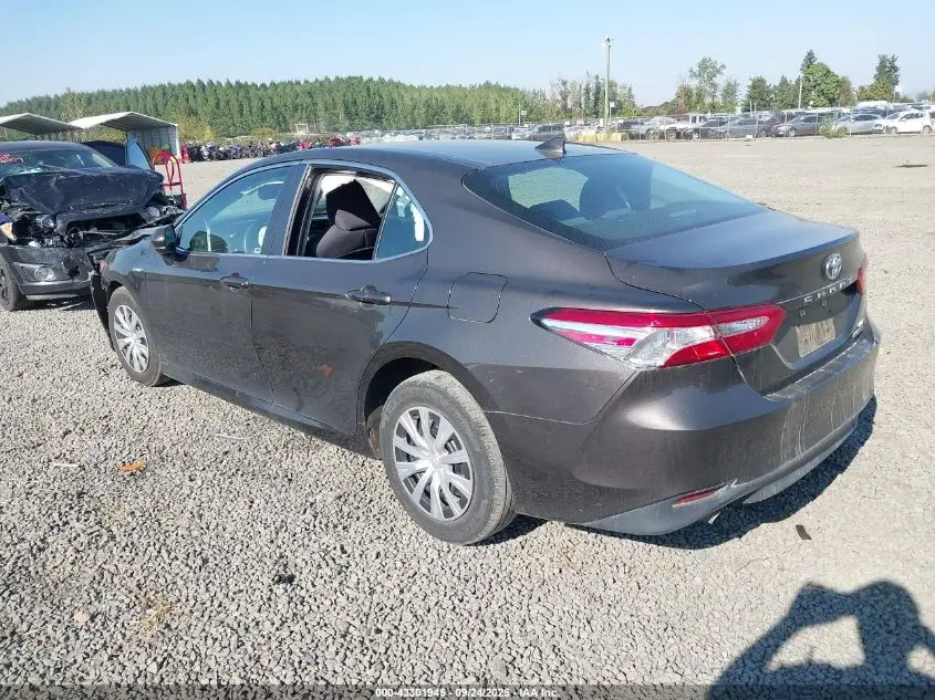 2020 TOYOTA CAMRY LE HYBRID
