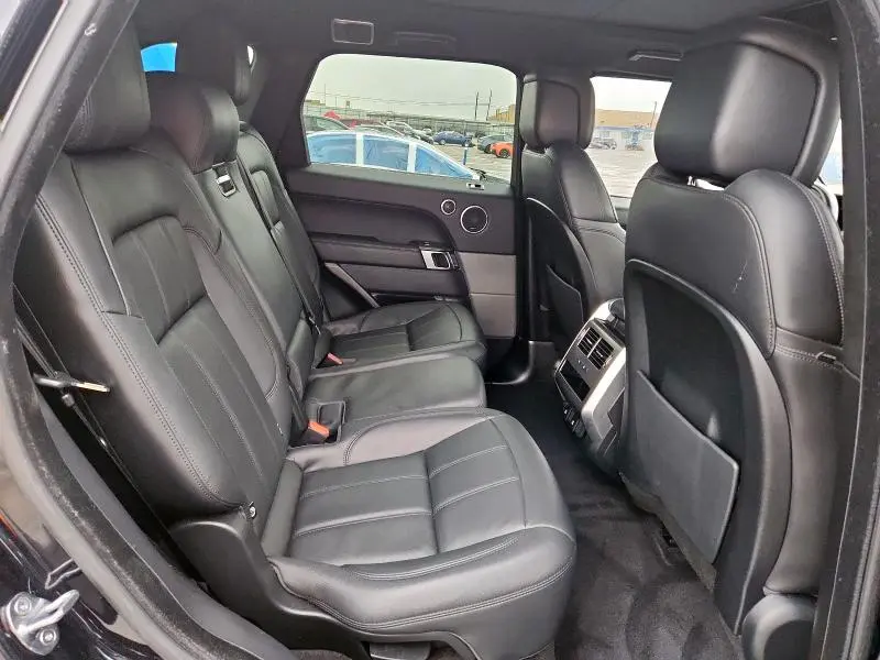 2020 LAND ROVER RANGE ROVER SPORT SE  