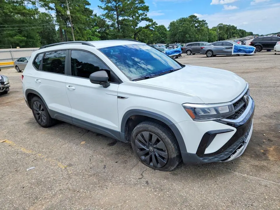2022 VOLKSWAGEN TAOS S  