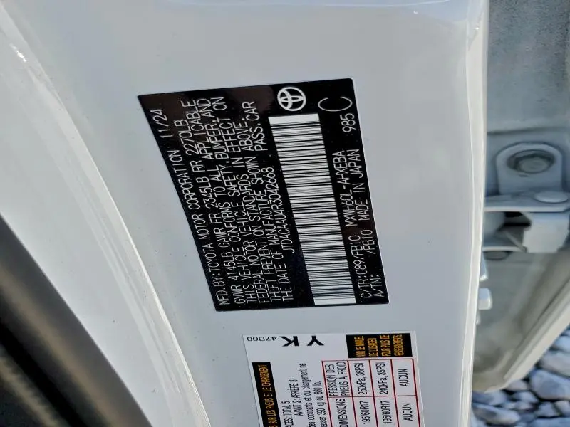 2024 TOYOTA PRIUS LE  