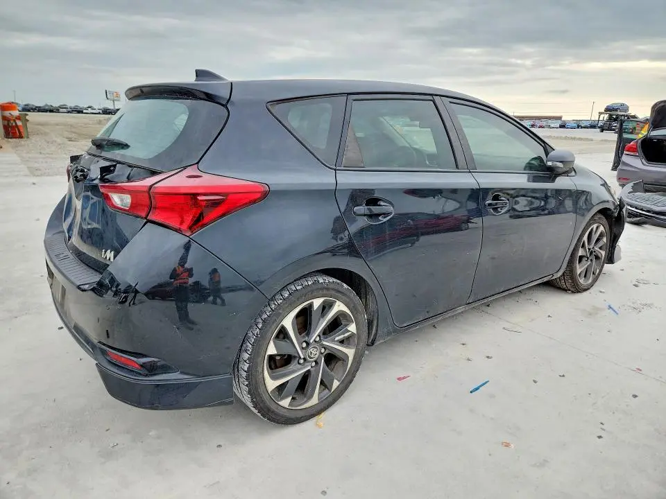 2017 TOYOTA COROLLA IM BASE  