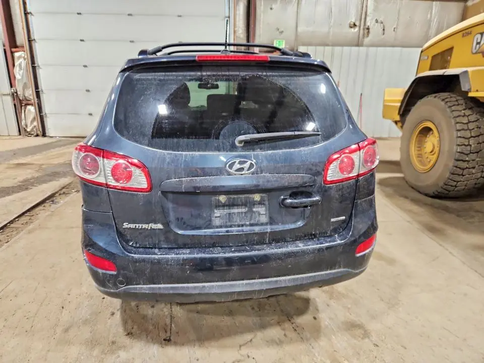 2012 HYUNDAI SANTA FE SE  