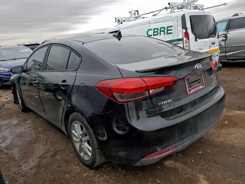 2017 KIA FORTE LX  
