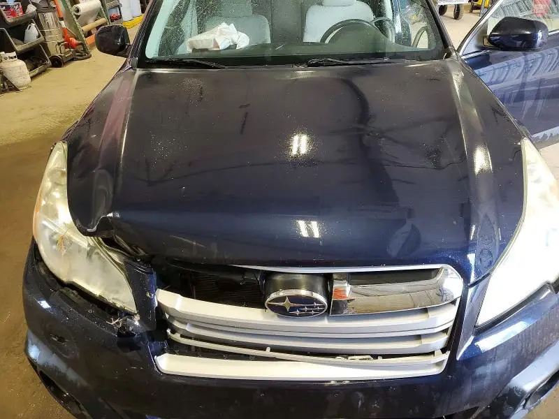 2013 SUBARU OUTBACK 2.5I PREMIUM  