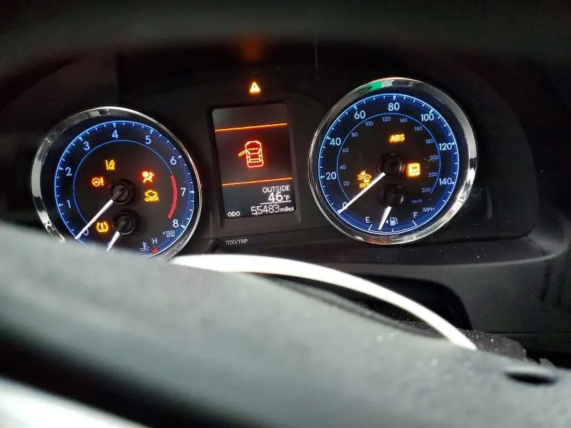 2018 TOYOTA COROLLA LE  