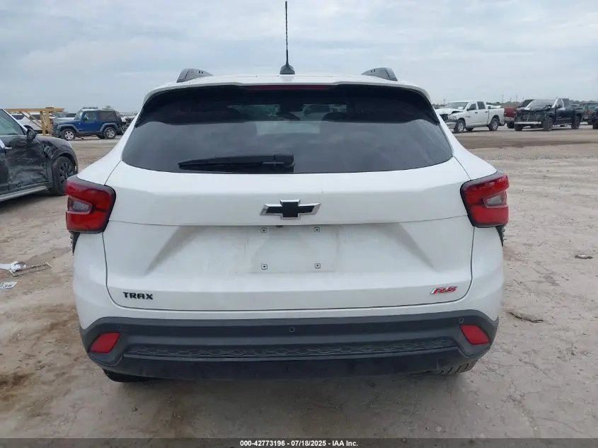 2025 CHEVROLET TRAX FWD 2RS