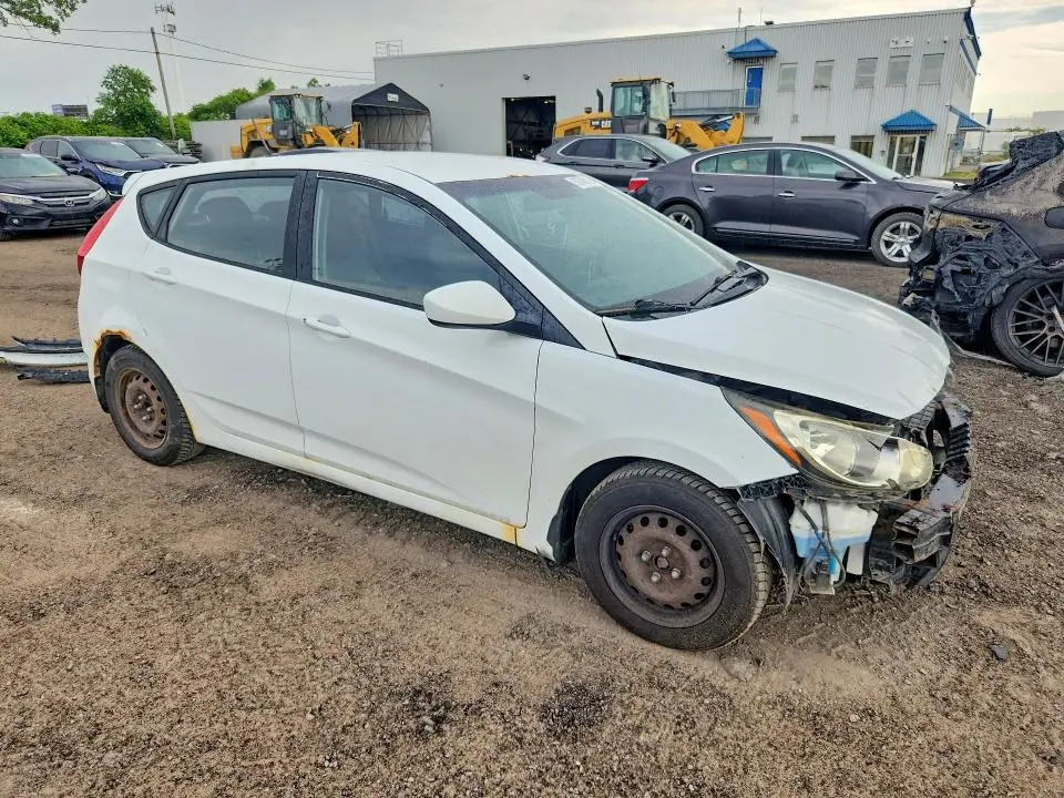 2014 HYUNDAI ACCENT GS  