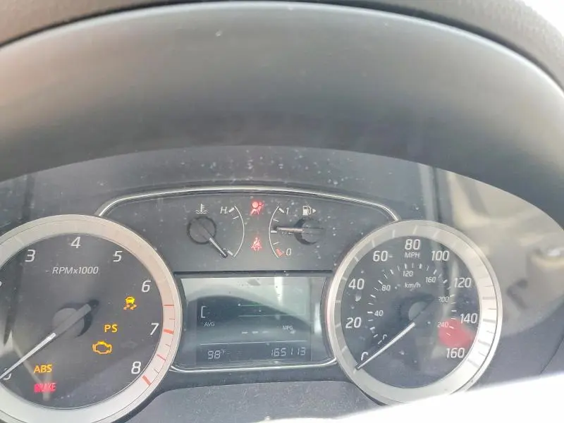 2015 NISSAN SENTRA SV  