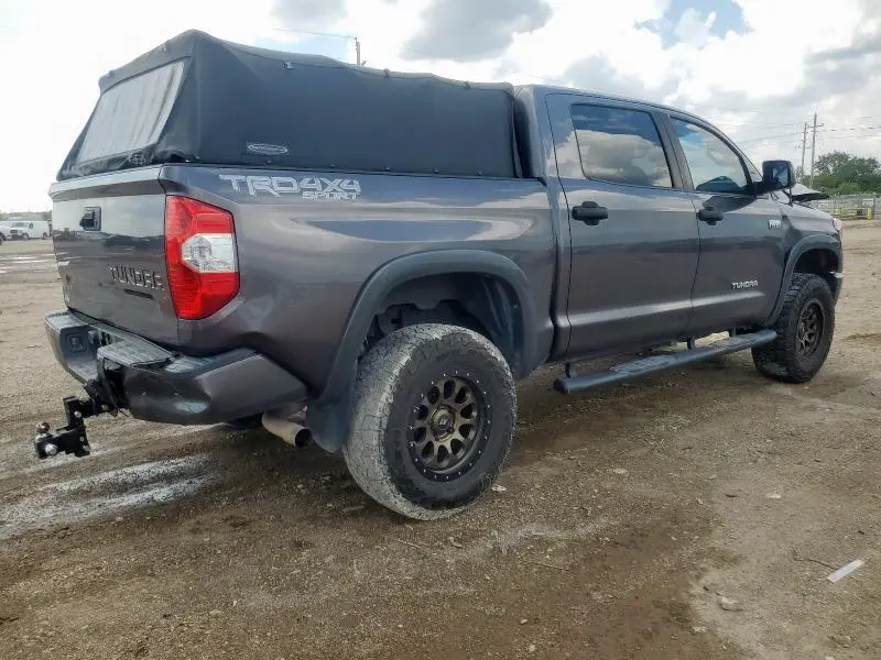 2019 TOYOTA TUNDRA CREWMAX SR5  