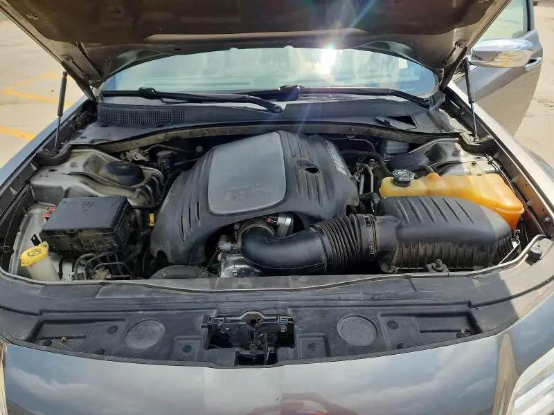 2011 CHRYSLER 300C   