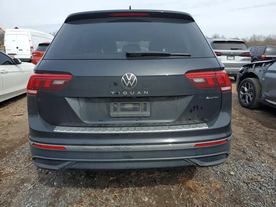 2022 VOLKSWAGEN TIGUAN S  