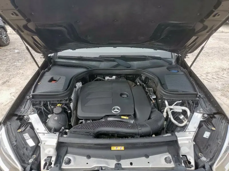 2020 MERCEDES-BENZ GLC 300  