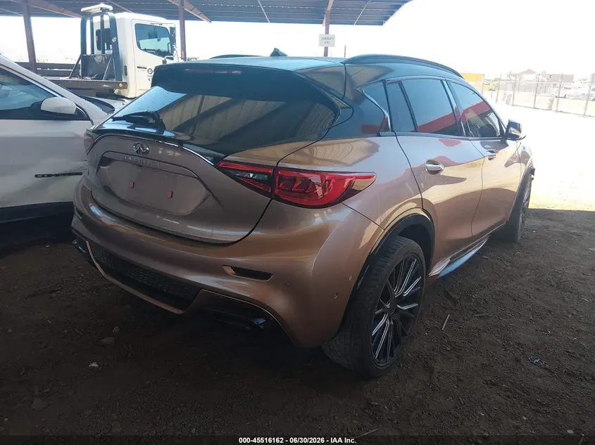 2017 INFINITI QX30 PREMIUM
