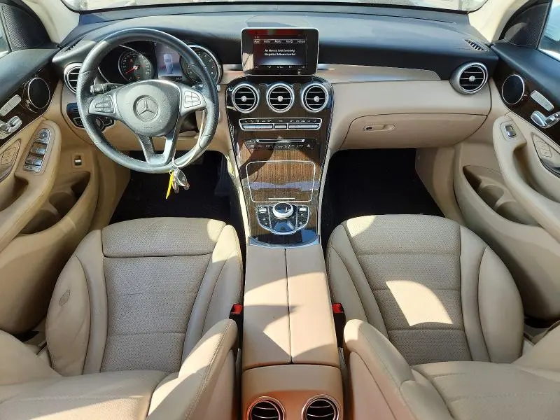 2019 MERCEDES-BENZ GLC 300  